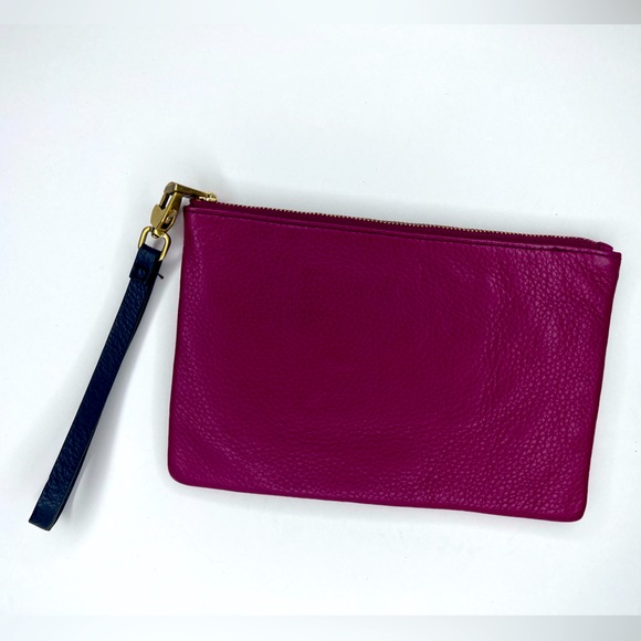 Fossil women’s wristlet - Picture 2 of 7